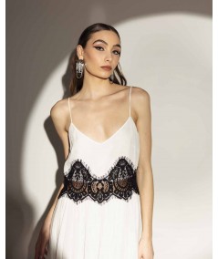 Abito con bretelle in pizzo