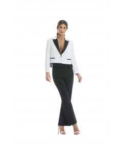 Jacket with contrasting rever and bottom lace