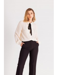 Blouse with studs and bow