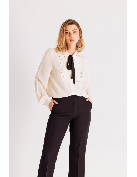 Blouse with studs and bow