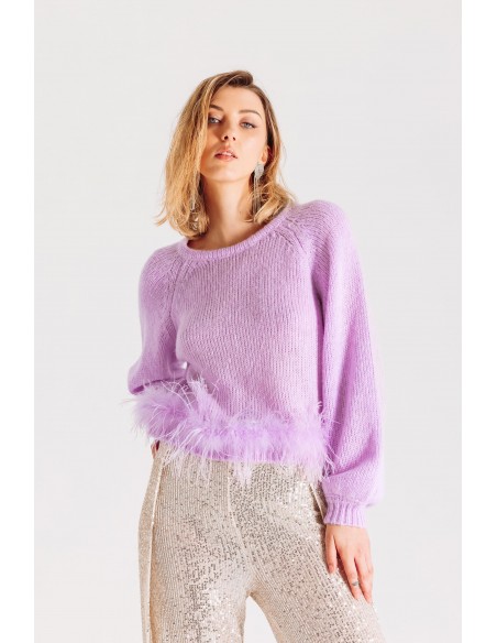 Maglia con piume sul fondo
