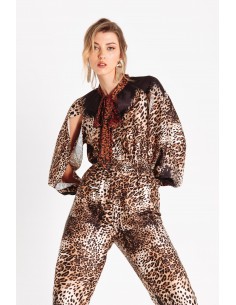 Tuta animalier con fiocco
